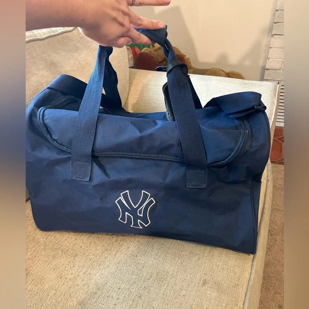 New York Yankees duffle bag